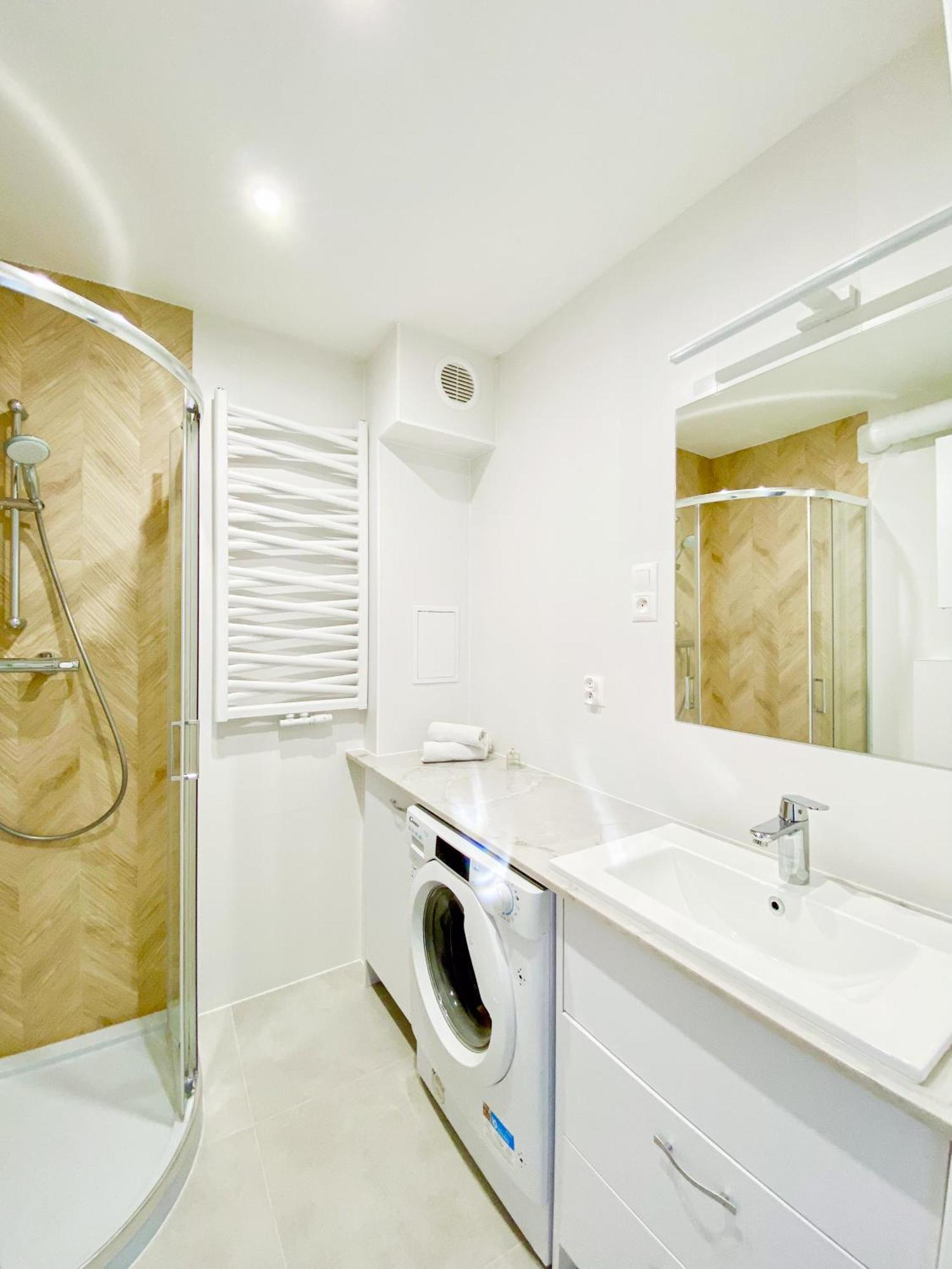 Apartament Bialy Jelenia Góra Eksteriør billede